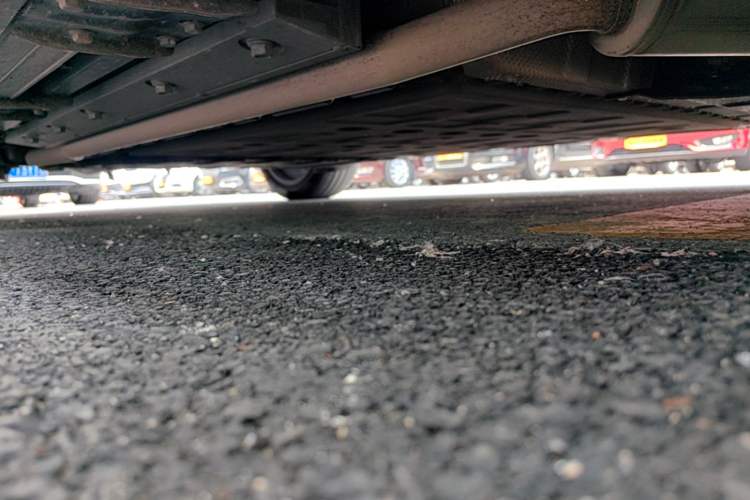 Used Hima AITO M9 2024 Range-Extended Ultra Version 42 kWh 6-Seater Model Right Side Sill