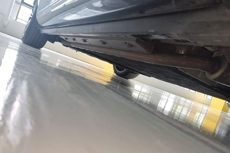 Used Hima AITO M9 2024 Range-Extended Max Edition 42 kWh 6-Seater Version Right Side Sill