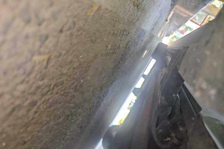 Used Hima AITO M9 2024 Range-Extended Ultra Version 42 kWh 6-Seater Model Right Side Sill