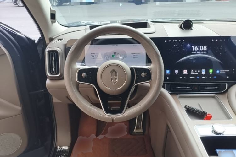 Used Hima AITO M9 2024 Range-Extended Ultra Version 42 kWh 6-Seater Model Steering Wheel
