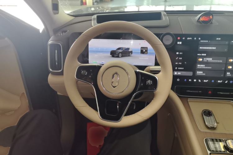 Used Hima AITO M9 2024 Range-Extended Ultra Version 42 kWh 6-Seater Model Steering Wheel