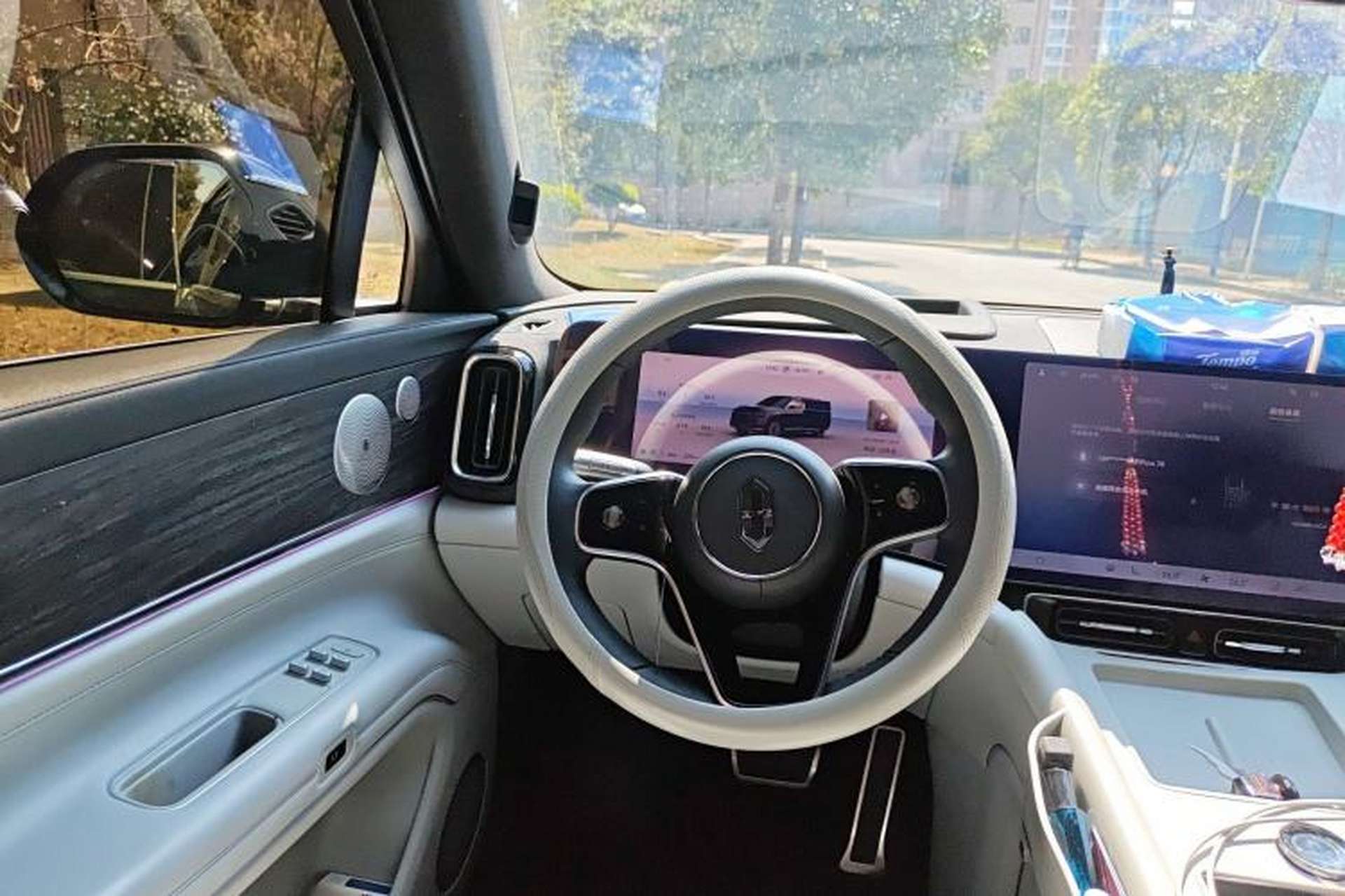 Used Hima AITO M9 2024 All-Electric Max Version 100 kWh 6-Seater Steering Wheel