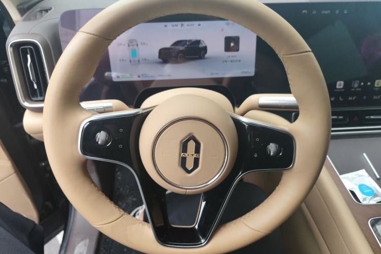 Used Hima AITO M9 2024 Range-Extended Ultra Version 42 kWh 6-Seater Model Steering Wheel