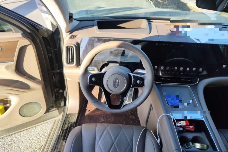 Used Hima AITO M9 2024 Range-Extended Ultra Version 42 kWh 6-Seater Model Steering Wheel