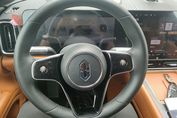 Used Hima AITO M9 2024 Range-Extended Ultra Version 42 kWh 6-Seater Model Steering Wheel