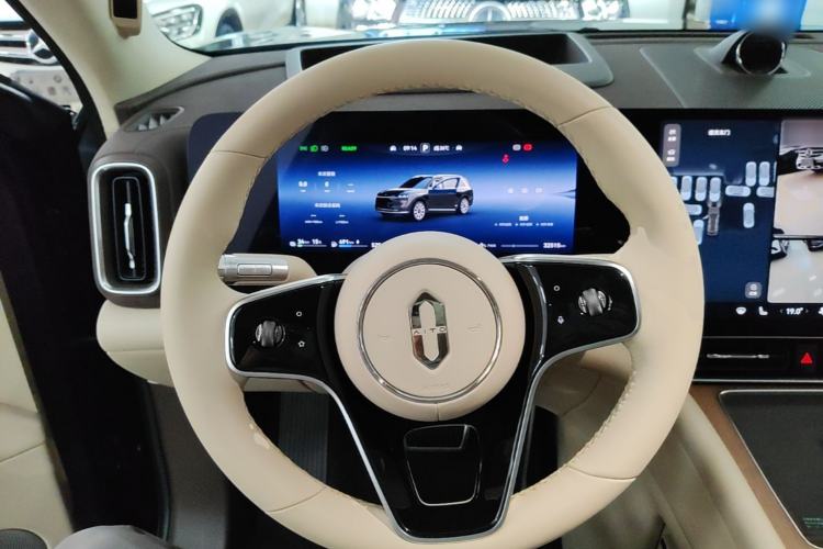 Used Hima AITO M9 2024 Range-Extended Max Edition 42 kWh 6-Seater Version Steering Wheel
