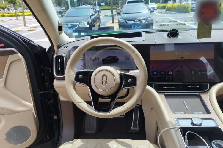 Used Hima AITO M9 2024 Range-Extended Max Edition 52 kWh 5-Seater Version Steering Wheel