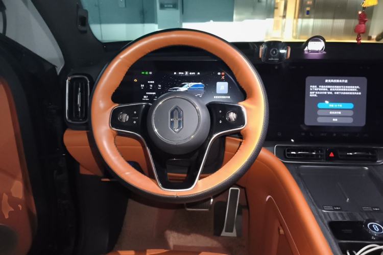 Used Hima AITO M9 2024 Range-Extended Ultra Version 42 kWh 6-Seater Model Steering Wheel