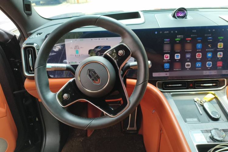Used Hima AITO M9 2024 Range-Extended Ultra Version 42 kWh 6-Seater Model Steering Wheel