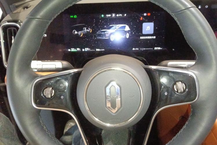 Used Hima AITO M9 2024 Range-Extended Ultra Version 42 kWh 6-Seater Model Steering Wheel
