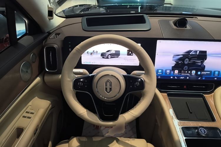 Used Hima AITO M9 2024 Range-Extended Ultra Version 42 kWh 6-Seater Model Steering Wheel