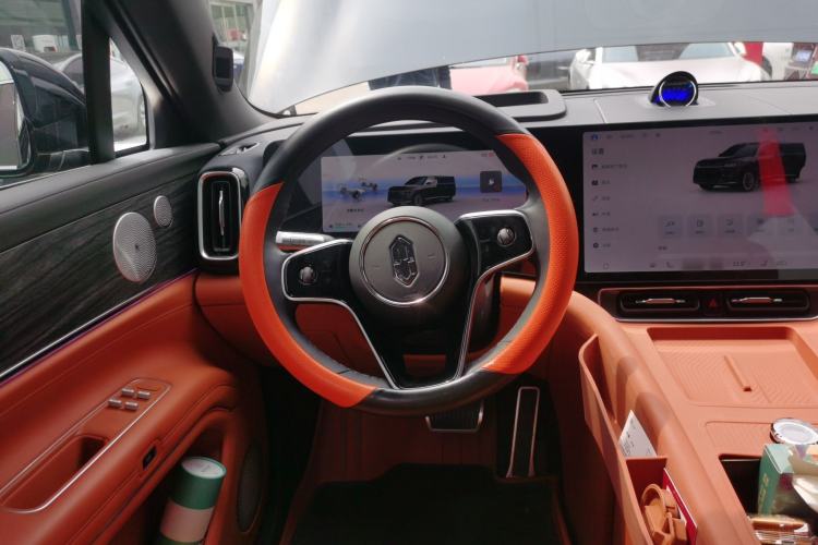 Used Hima AITO M9 2024 Range-Extended Max Edition 42 kWh 6-Seater Version Steering Wheel
