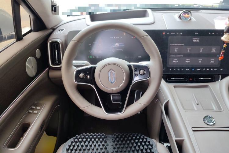 Used Hima AITO M9 2024 All-Electric Ultra Version 100 kWh 6-Seater Model Steering Wheel