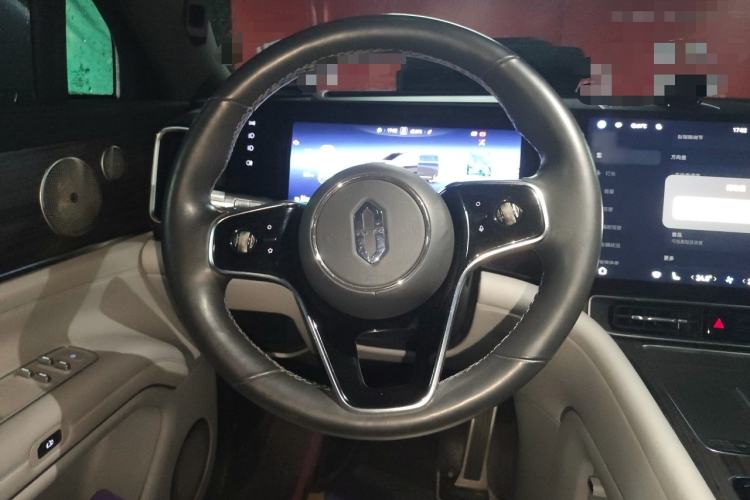 Used Hima AITO M9 2024 Range-Extended Ultra Version 42 kWh 6-Seater Model Steering Wheel