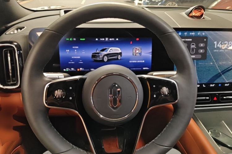 Used Hima AITO M9 2024 Range-Extended Ultra Version 42 kWh 6-Seater Model Steering Wheel