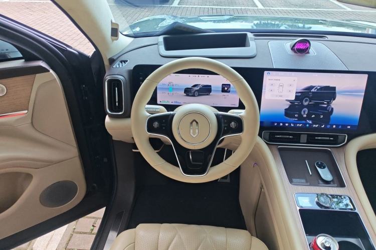 Used Hima AITO M9 2024 Range-Extended Ultra Version 42 kWh 6-Seater Model Steering Wheel