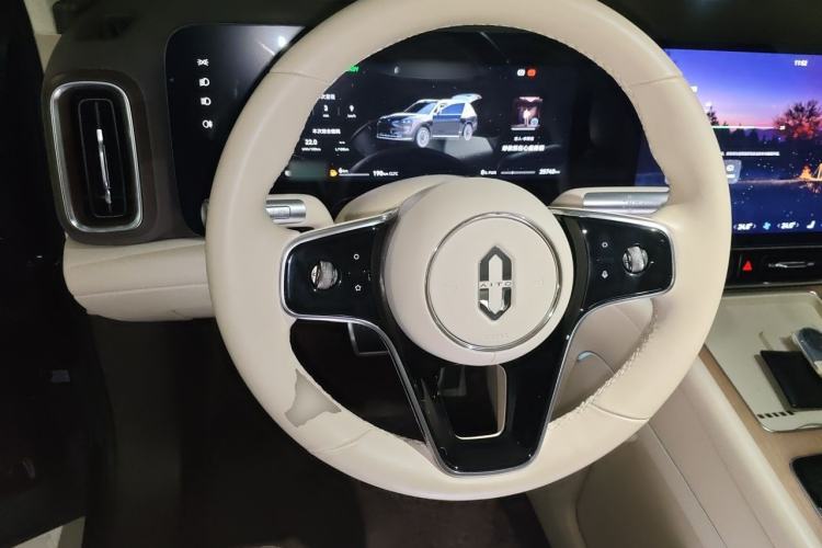 Used Hima AITO M9 2024 Range-Extended Max Edition 42 kWh 6-Seater Version Steering Wheel