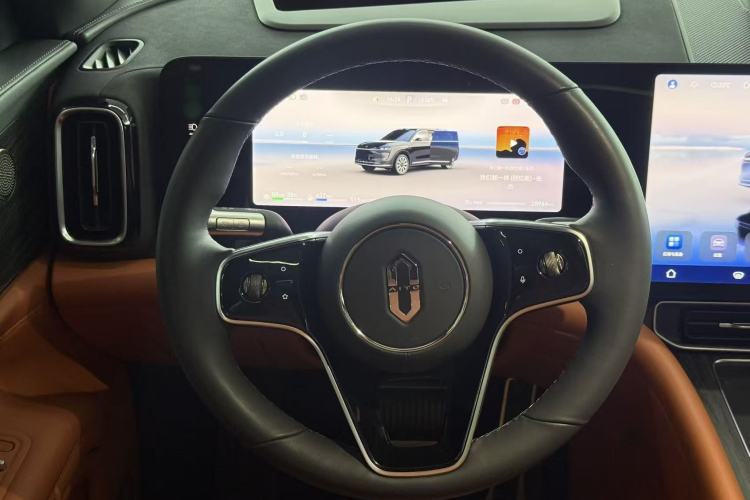 Used Hima AITO M9 2024 Range-Extended Ultra Version 42 kWh 6-Seater Model Steering Wheel