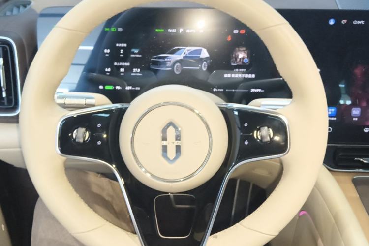 Used Hima AITO M9 2024 All-Electric Ultra Version 100 kWh 6-Seater Model Steering Wheel