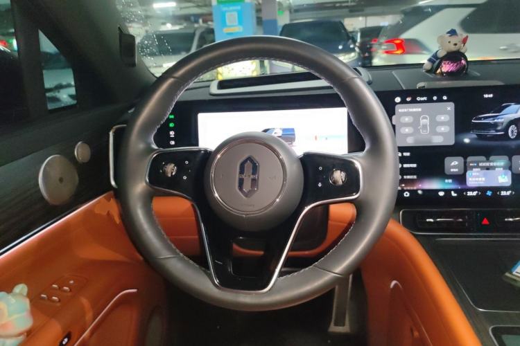 Used Hima AITO M9 2024 Range-Extended Ultra Version 42 kWh 6-Seater Model Steering Wheel