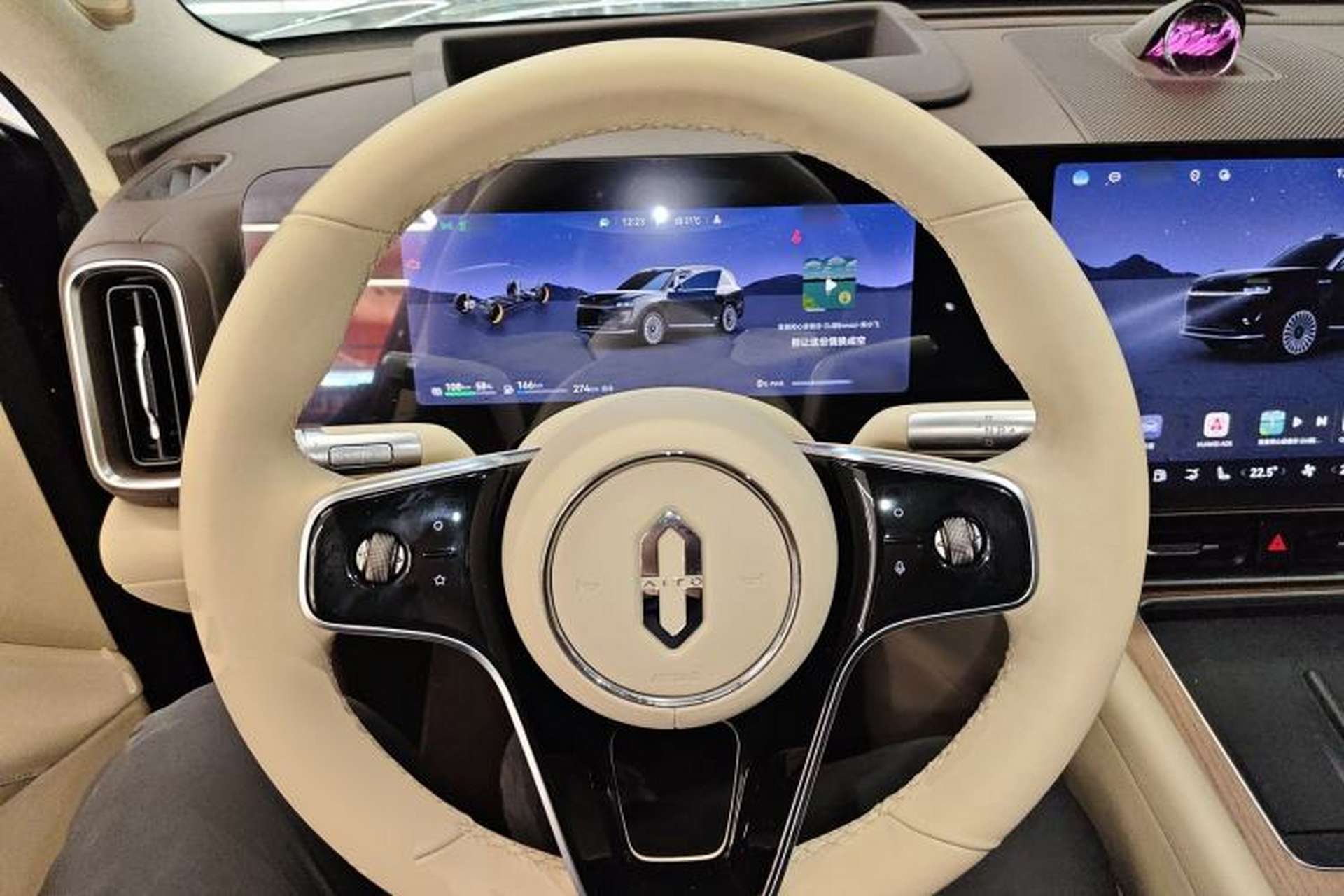 Used Hima AITO M9 2024 Range-Extended Max Edition 42 kWh 6-Seater Version Steering Wheel