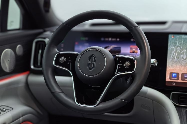 Used Hima AITO M9 2024 Range-Extended Max Edition 42 kWh 6-Seater Version Steering Wheel