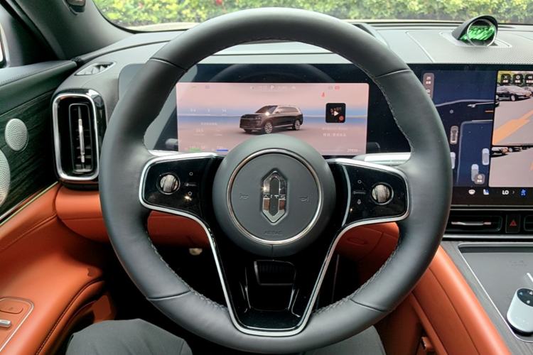 Used Hima AITO M9 2024 Range-Extended Ultra Version 42 kWh 6-Seater Model Steering Wheel