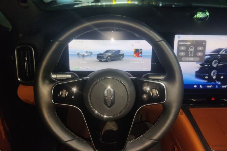 Used Hima AITO M9 2024 Range-Extended Ultra Version 42 kWh 6-Seater Model Steering Wheel