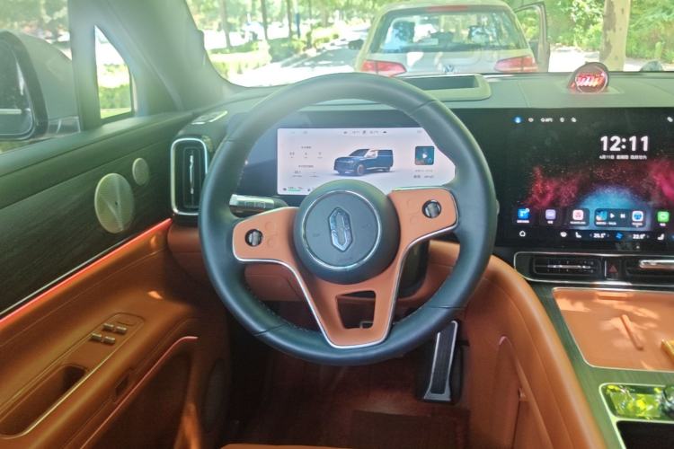Used Hima AITO M9 2024 Range-Extended Ultra Version 42 kWh 6-Seater Model Steering Wheel