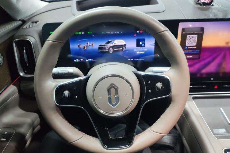 Used Hima AITO M9 2024 Range-Extended Ultra Version 52 kWh 5-Seater Model Steering Wheel