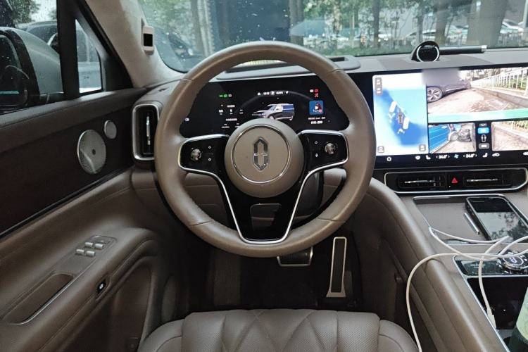 Used Hima AITO M9 2024 Range-Extended Max Edition 42 kWh 6-Seater Version Steering Wheel