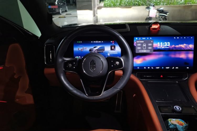 Used Hima AITO M9 2024 Range-Extended Ultra Version 42 kWh 6-Seater Model Steering Wheel