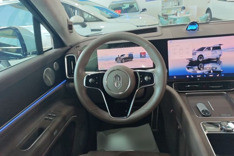 Used Hima AITO M9 2024 Range-Extended Ultra Version 52 kWh 5-Seater Model Steering Wheel
