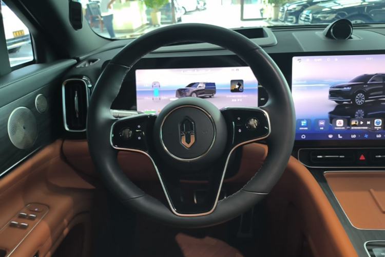 Used Hima AITO M9 2024 Range-Extended Ultra Version 52 kWh 6-Seater Model Steering Wheel