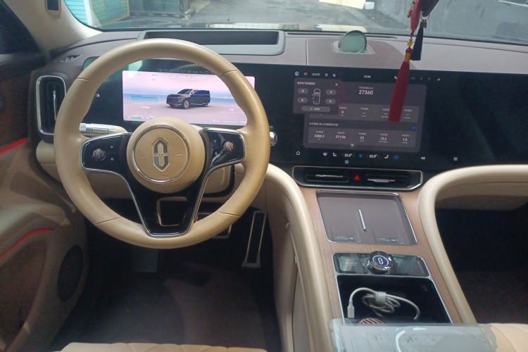 Used Hima AITO M9 2024 Range-Extended Ultra Version 42 kWh 6-Seater Model Steering Wheel