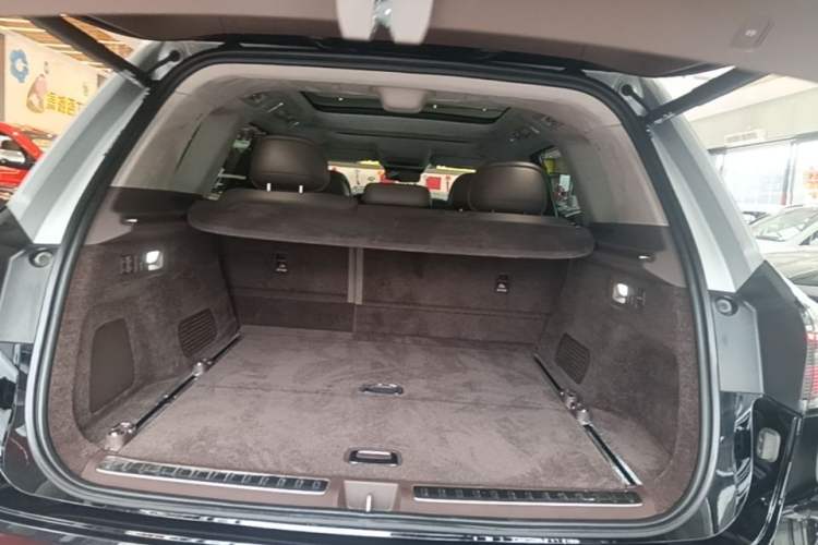 Used Hima AITO M9 2024 Range-Extended Ultra Version 52 kWh 5-Seater Model Trunk