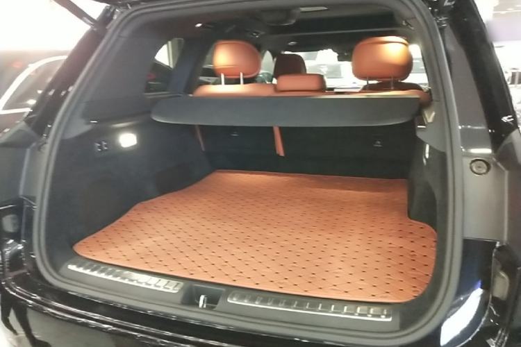 Used Hima AITO M9 2024 Range-Extended Ultra Version 52 kWh 5-Seater Model Trunk