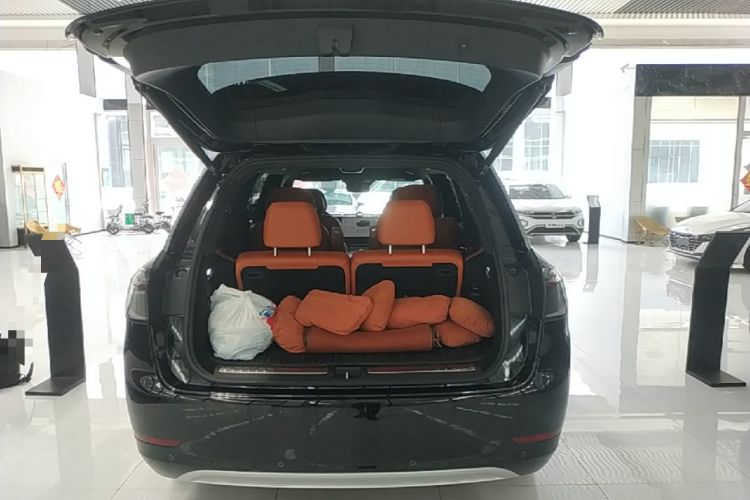 Used Hima AITO M9 2024 Range-Extended Ultra Version 42 kWh 6-Seater Model Trunk