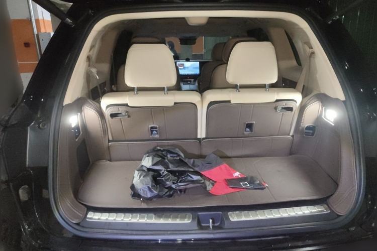 Used Hima AITO M9 2024 Range-Extended Ultra Version 42 kWh 6-Seater Model Trunk