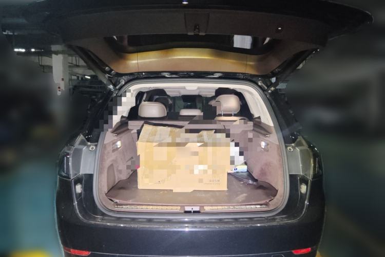 Used Hima AITO M9 2024 Range-Extended Ultra Version 52 kWh 5-Seater Model Trunk