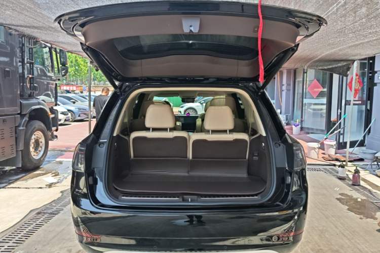Used Hima AITO M9 2024 Range-Extended Max Edition 42 kWh 6-Seater Version Trunk