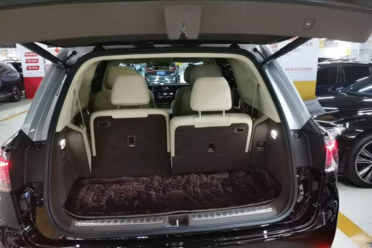 Used Hima AITO M9 2024 Range-Extended Max Edition 42 kWh 6-Seater Version Trunk