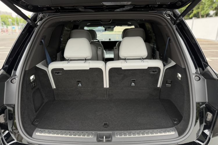 Used Hima AITO M9 2024 Range-Extended Max Edition 42 kWh 6-Seater Version Trunk