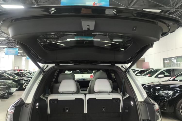 Used Hima AITO M9 2024 Range-Extended Ultra Version 42 kWh 6-Seater Model Trunk