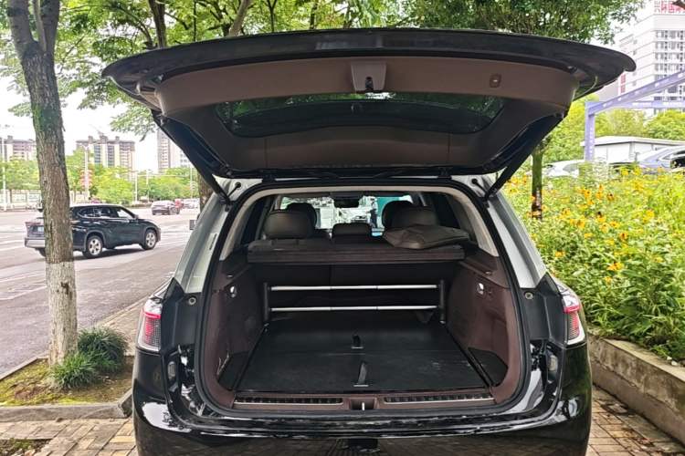 Used Hima AITO M9 2024 Range-Extended Max Edition 52 kWh 5-Seater Version Trunk