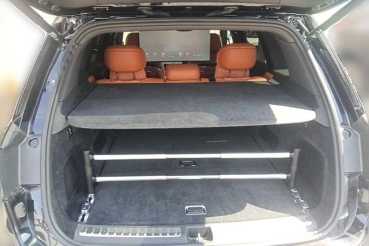 Used Hima AITO M9 2024 All-Electric Ultra Version 100 kWh 5-Seater Model Trunk