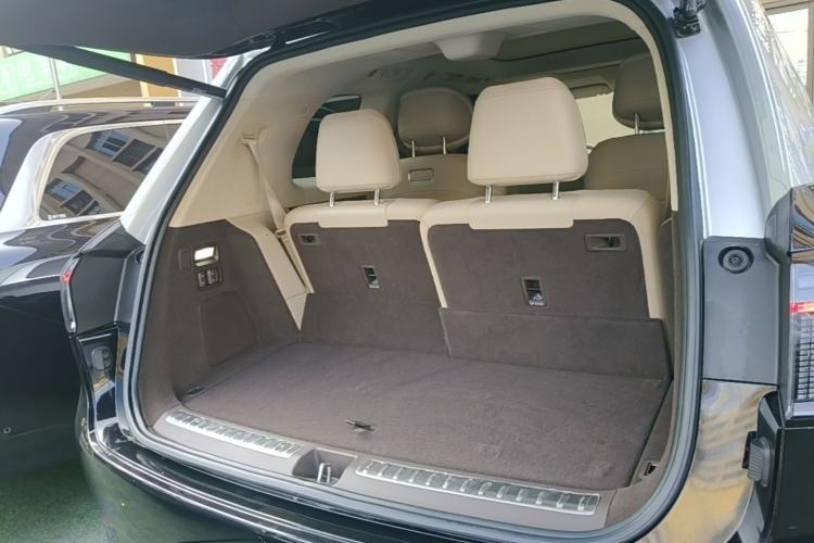 Used Hima AITO M9 2024 Range-Extended Ultra Version 42 kWh 6-Seater Model Trunk