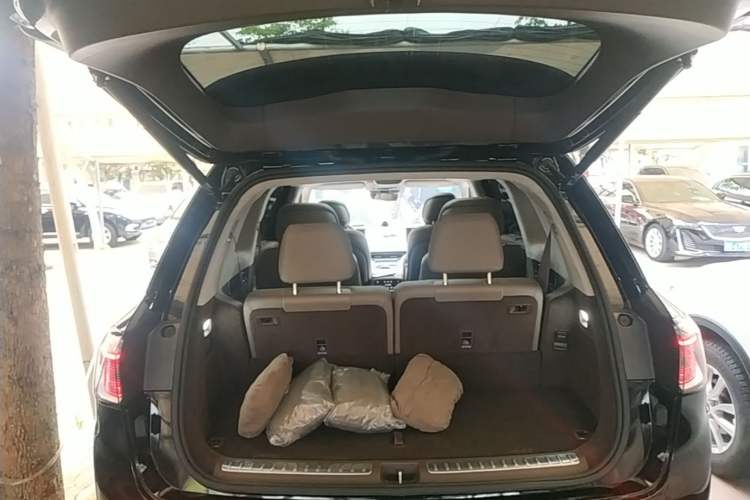 Used Hima AITO M9 2024 Range-Extended Ultra Version 52 kWh 6-Seater Model Trunk