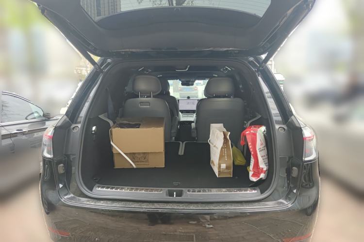Used Hima AITO M9 2024 Range-Extended Ultra Version 42 kWh 6-Seater Model Trunk