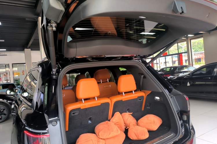 Used Hima AITO M9 2024 All-Electric Max Version 100 kWh 6-Seater Trunk